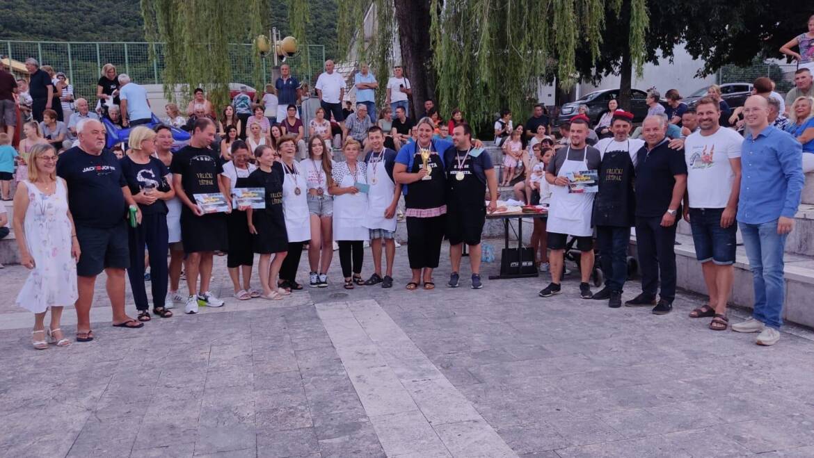 ODRŽANO 11. SVJETSKO PRVENSTVO U PEČENJU UŠTIPAKA