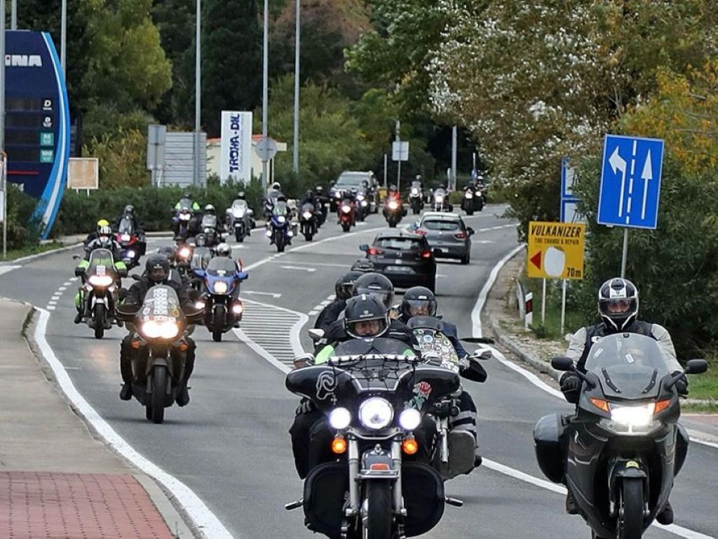 ZAJEDNO U RATU – ZAJEDNO U MIRU